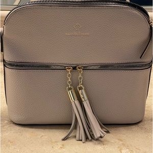 Gray women’s crossbody purse